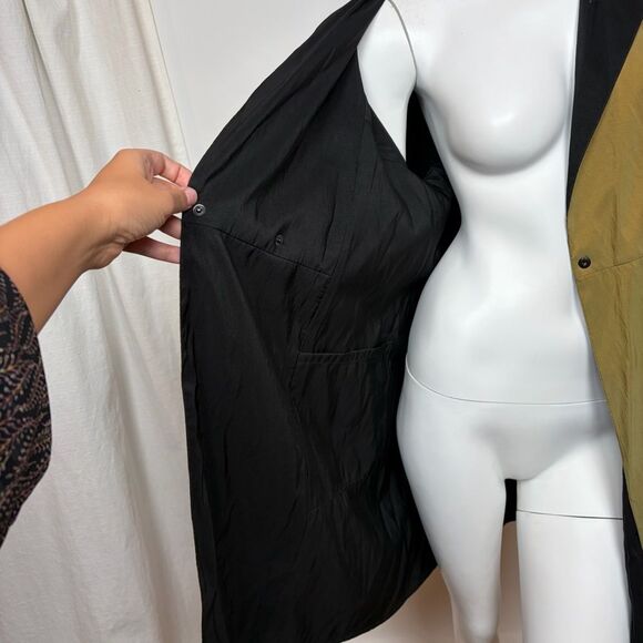 Babette Chartreuse Nylon Blend Coat with Black Collar Trim Women’s Size Medium - Picture 7 of 10